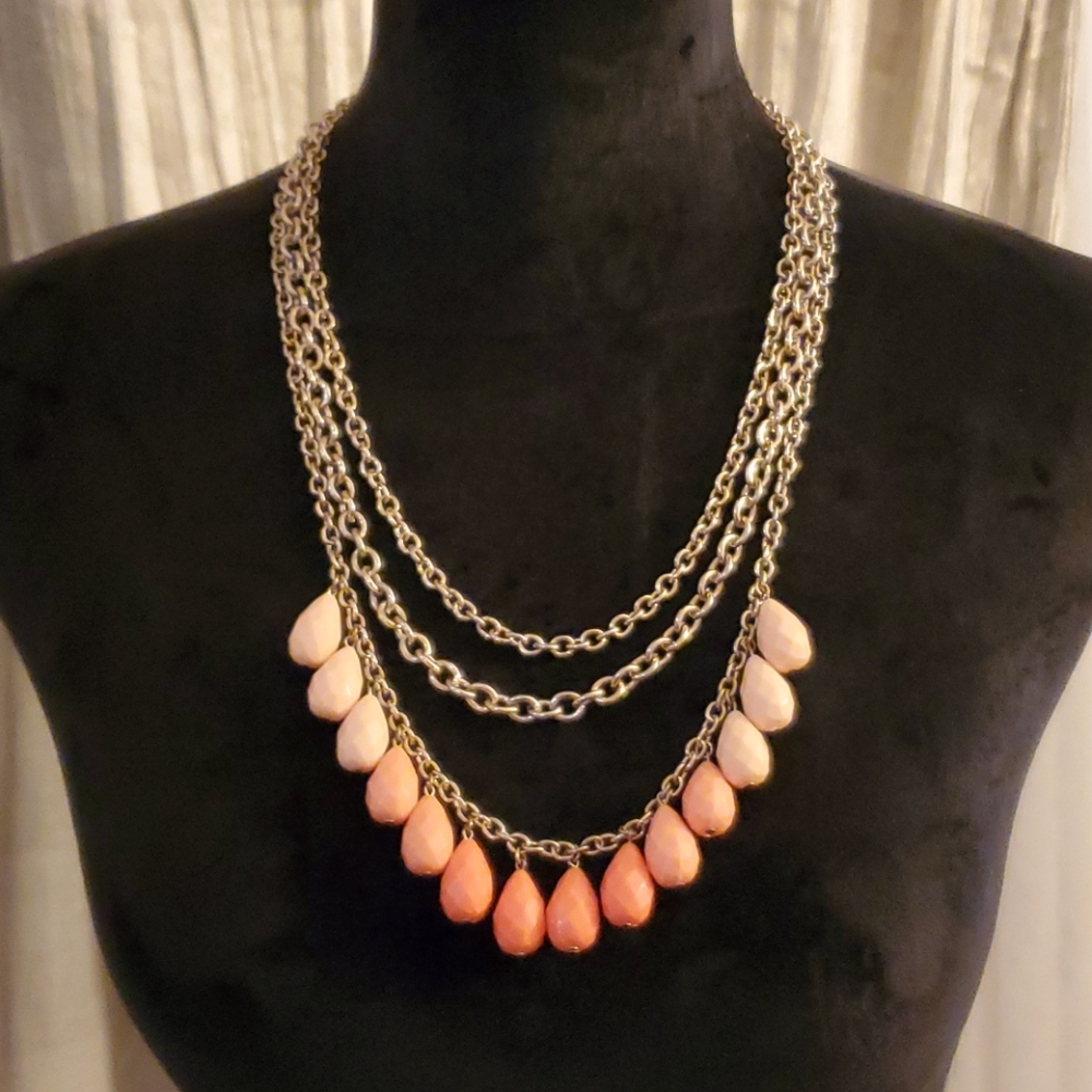 Tier necklace